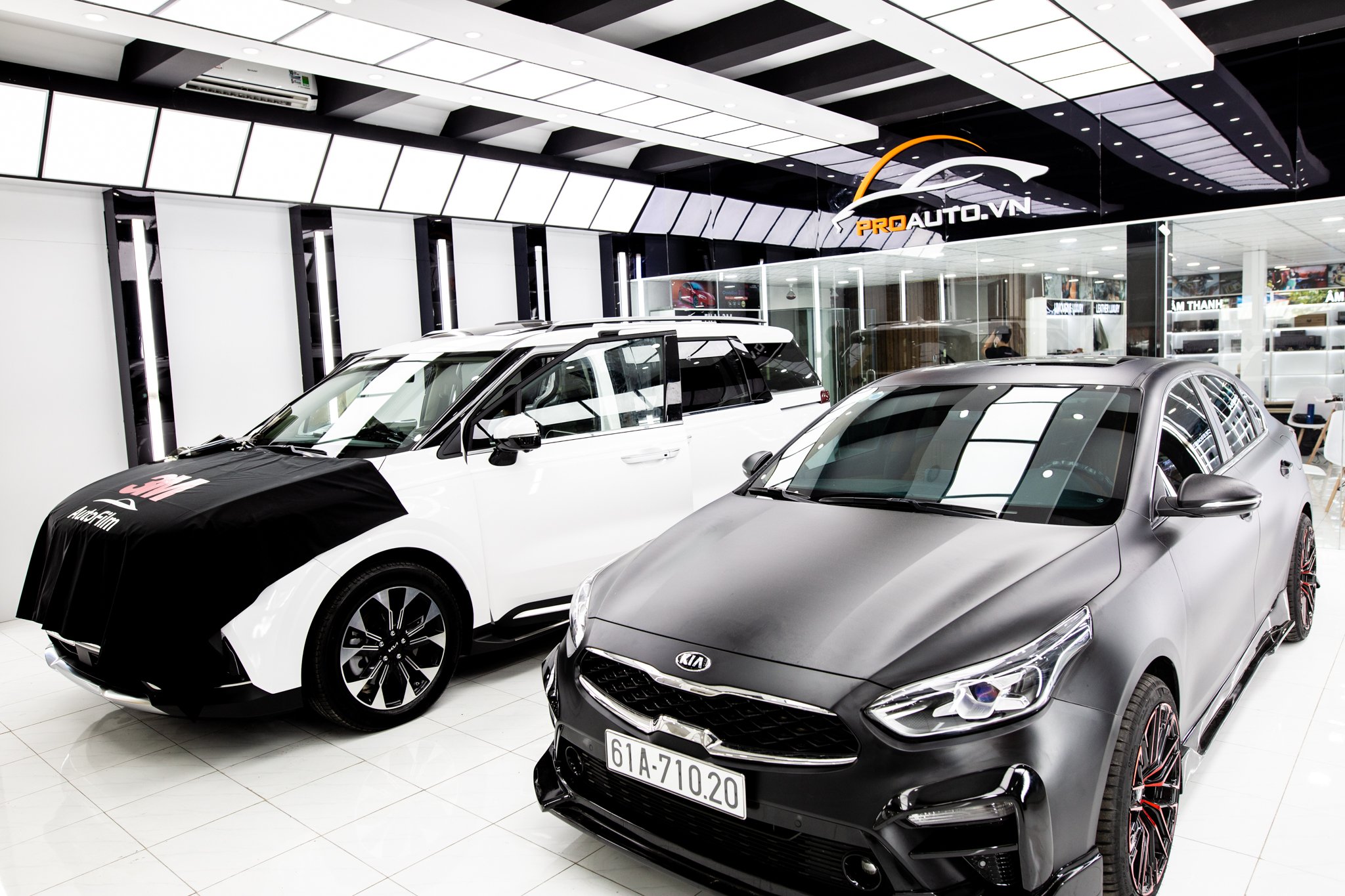 Dán phim cách nhiệt xe ô tô tại Đắk Nông uy tín