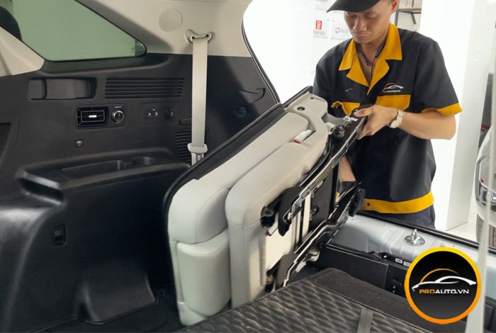 Bọc ghế da ô tô tại nhà