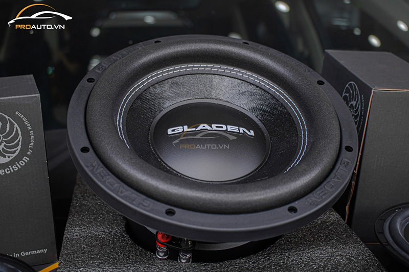 Độ loa Sub cho ô tô