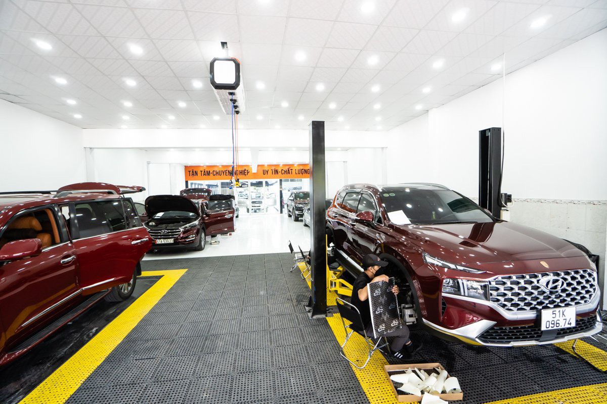 Proauto.vn - Trung tâm phụ kiện đồ chơi xe hơi uy tín tại Hà Nội