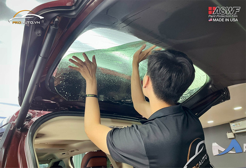 Có nên dán phim cách nhiệt cho xe ô tô?