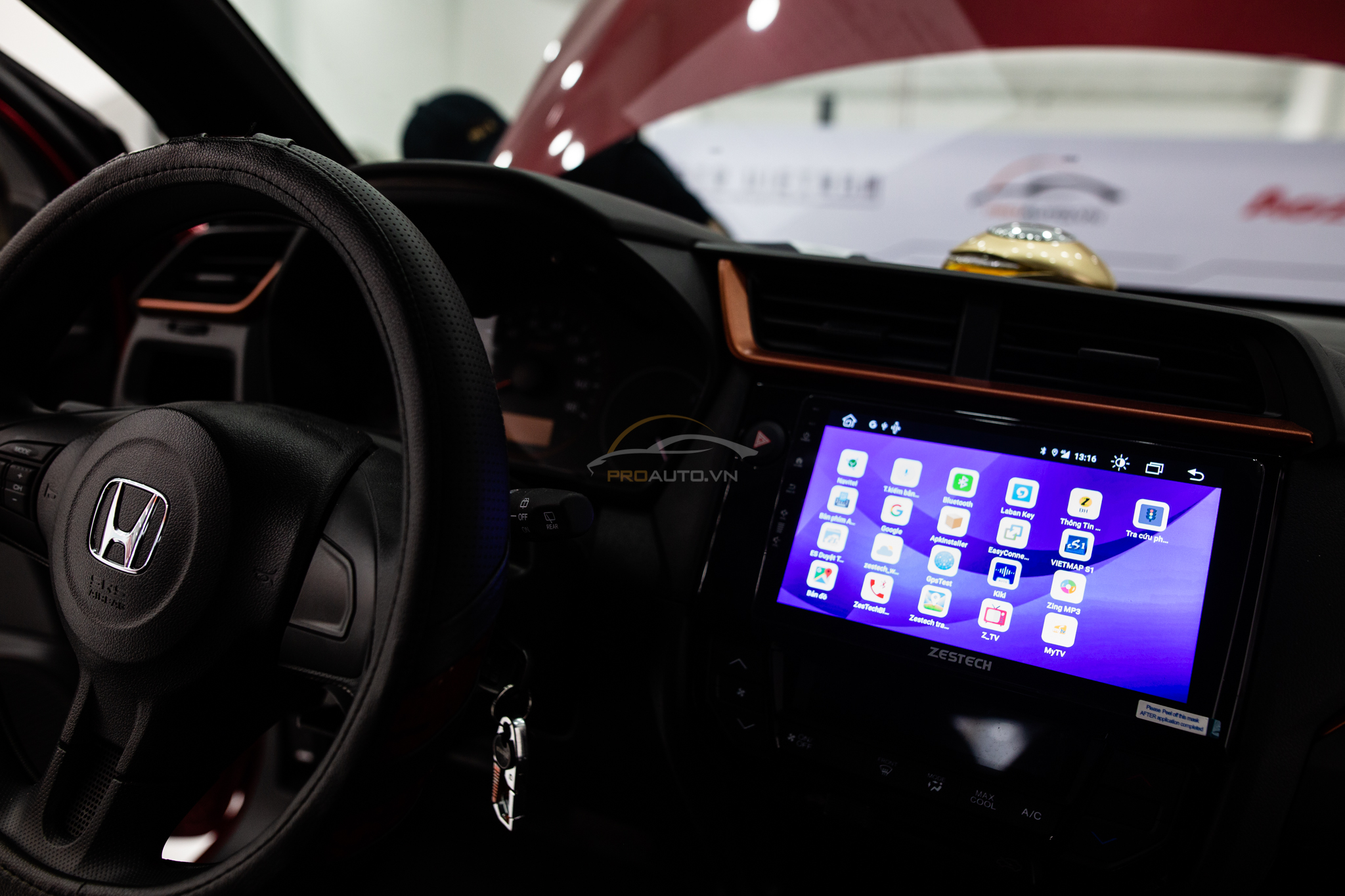 Màn hình Android thương hiệu Zestech