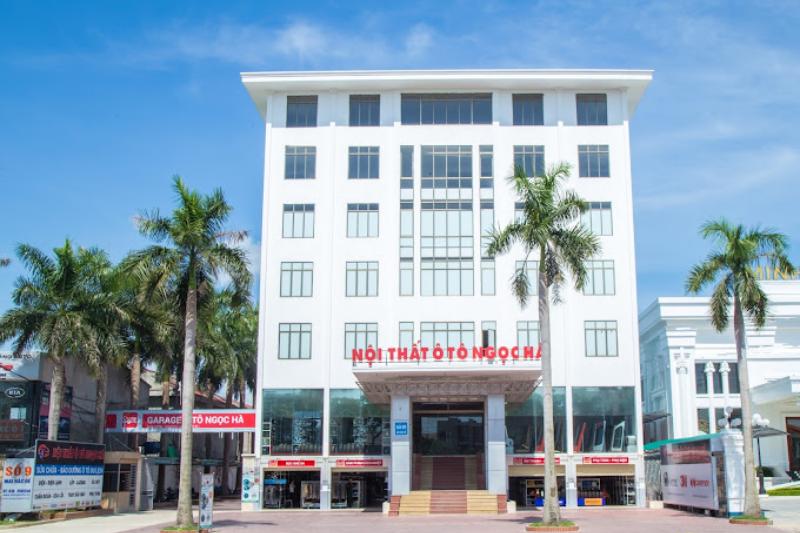 Nội thất ô tô Ngọc Hà - Địa chỉ dán phim cách nhiệt ô tô tại Nghệ An