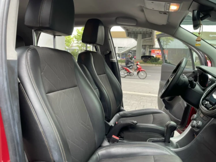 Nội thất khoang người lái của xe