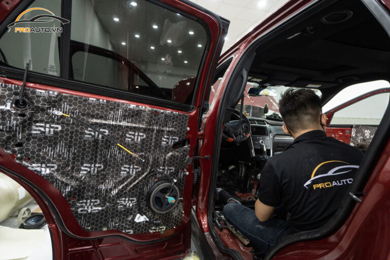 Thi công cách âm chống ồn ô tô tại quận 5