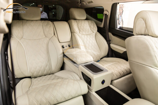 Lưu ý khi lựa chọn độ ghế limousine cho xe 7 chỗ phù hợp