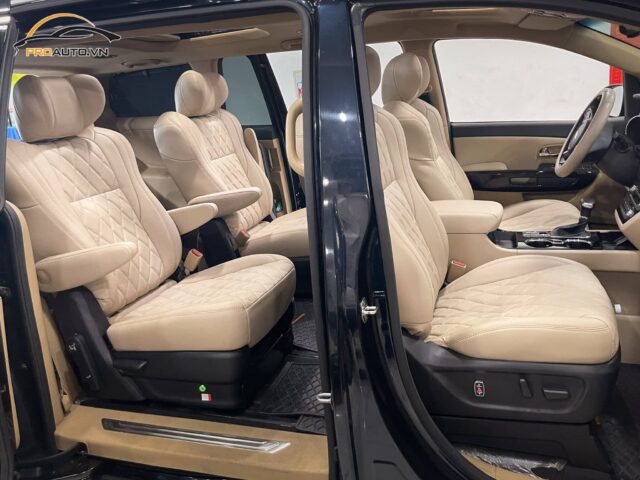 Lưu ý khi lựa chọn độ ghế limousine cho xe 7 chỗ phù hợp