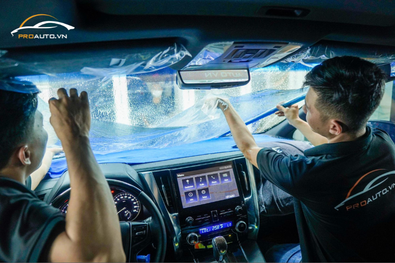 Lợi ích của việc dán phim cách nhiệt ô tô tại  Kon Tum