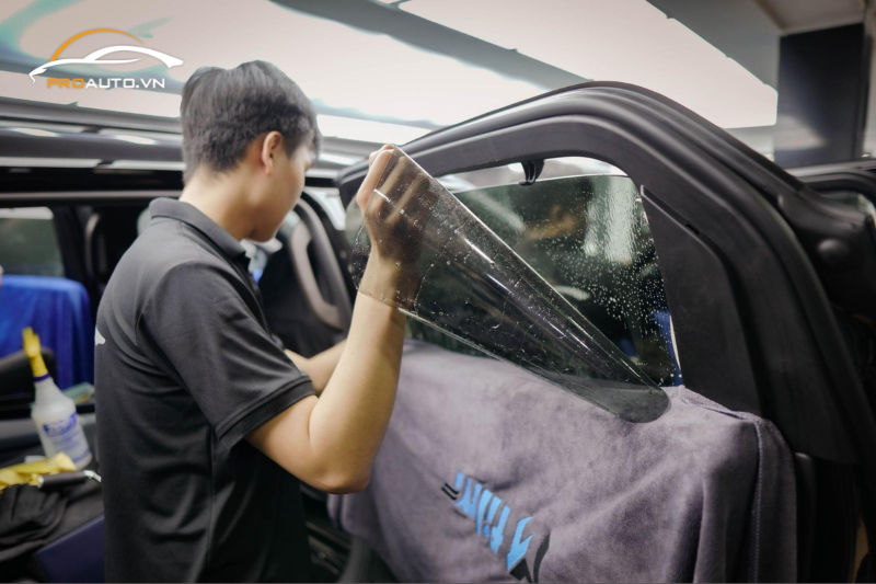 Lựa chọn phim cách nhiệt phù hợp với từng vị trí kính xe