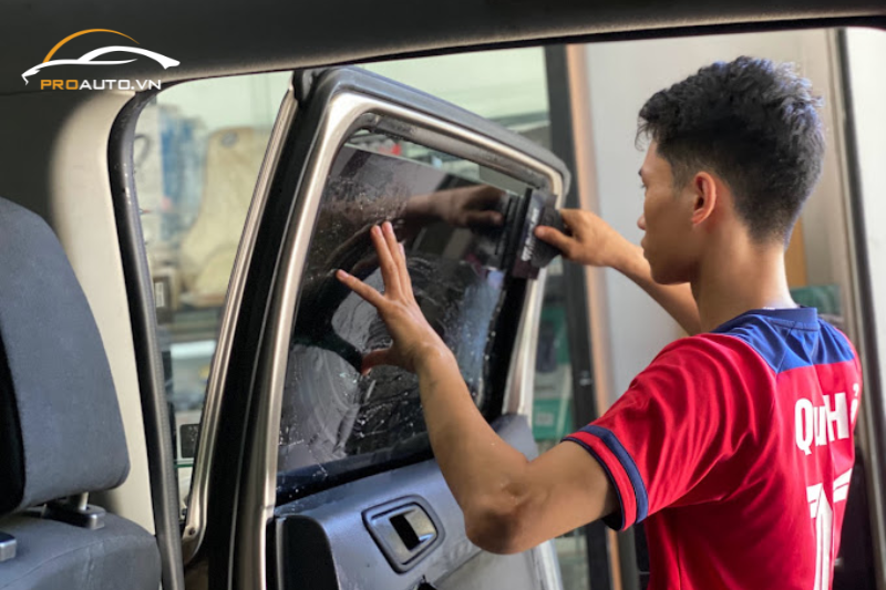 Nghe nhìn Bình Minh - Địa chỉ dán phim cách nhiệt ô tô tại Đà Nẵng