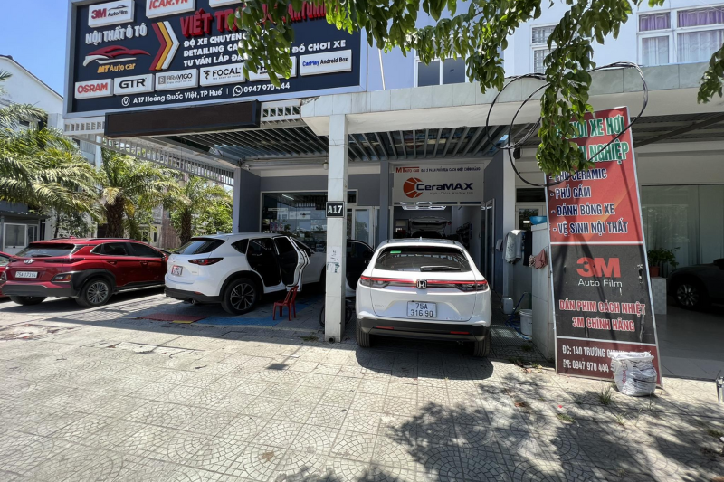  Nội thất ô tô Viết Trường - Địa chỉ dán phim cách nhiệt ô tô tại Thừa Thiên Huế