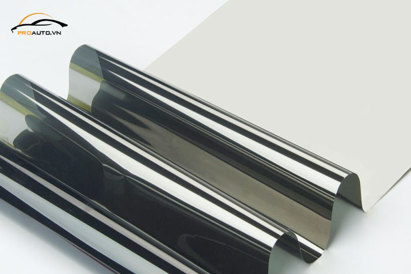 Phim cách nhiệt ô tô là gì?