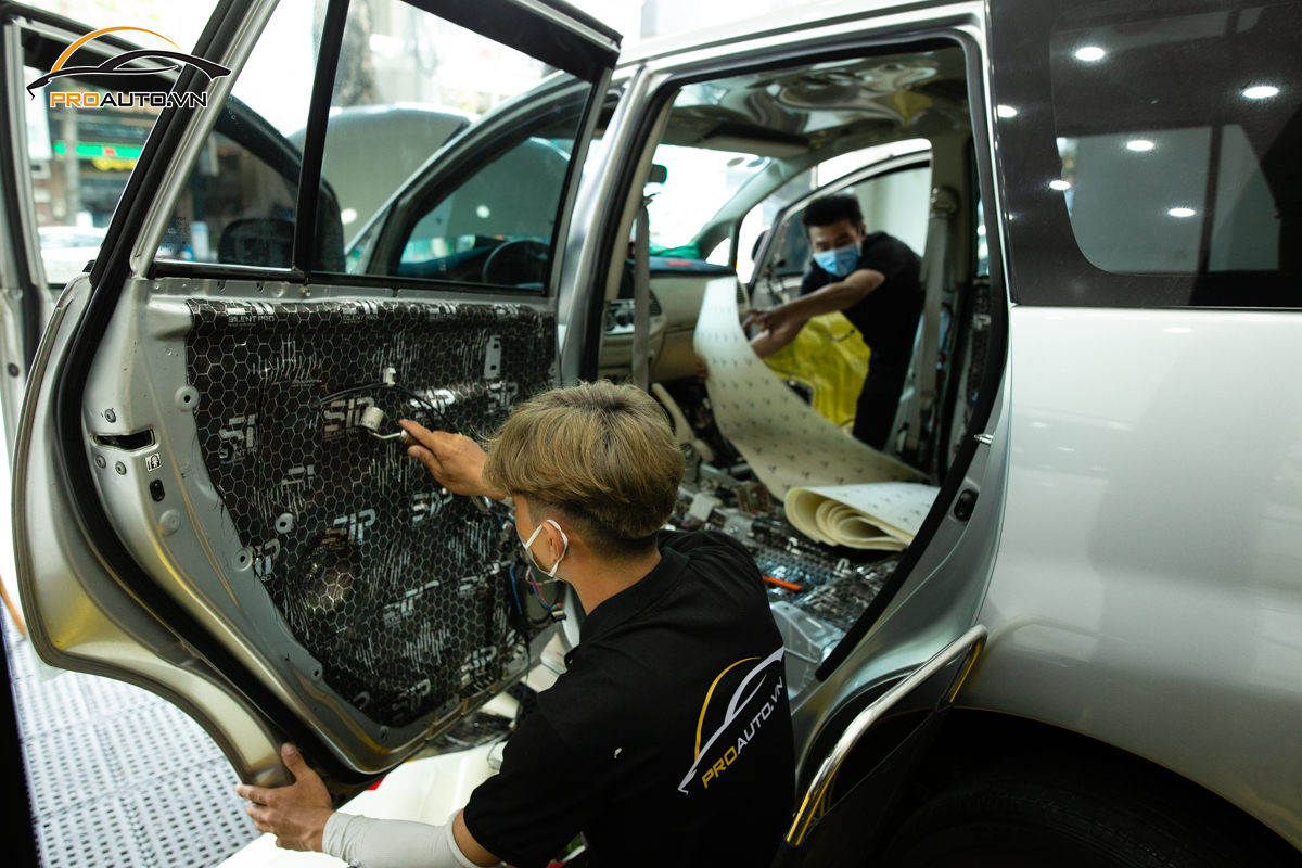 Thi công cách âm chống ồn ô tô tại quận 5