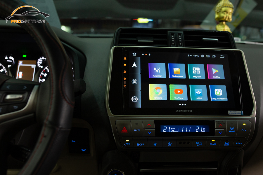 Màn hình Android xe ô tô