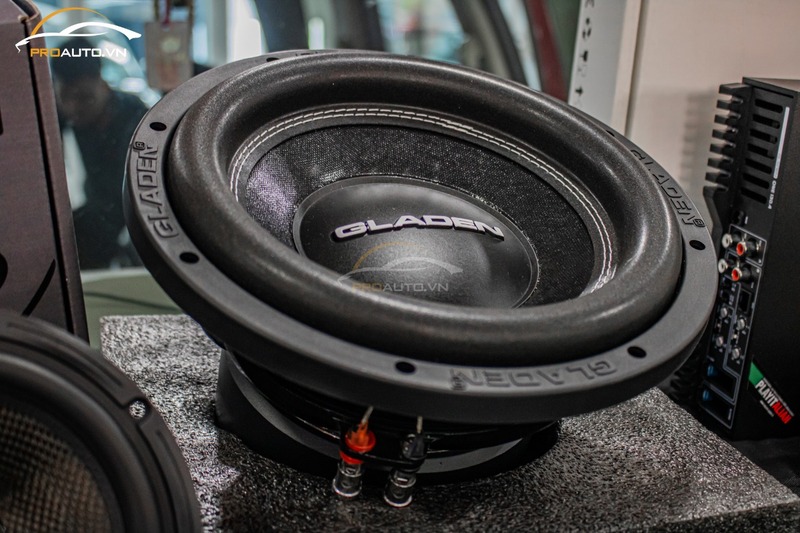 Sub hơi ô tô thương hiệu GLADEN