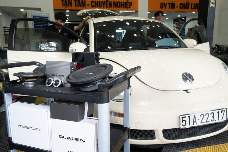 Độ âm thanh cho xe Volkswagen Beetle