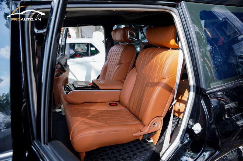 Độ ghế SUV 1.0 Pro tại xưởng độ ghế limousine ô tô TPHCM uy tín