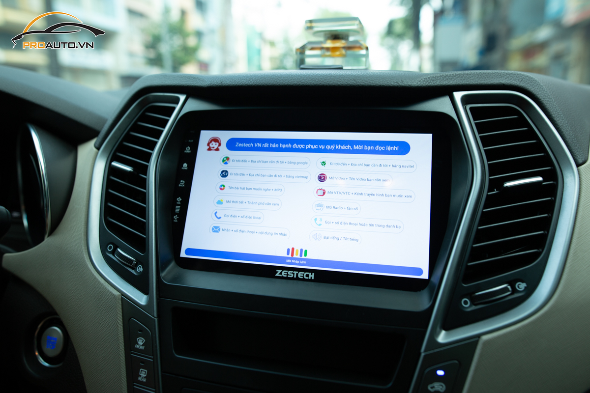 Tính năng điều khiển bằng giọng nói thông minh