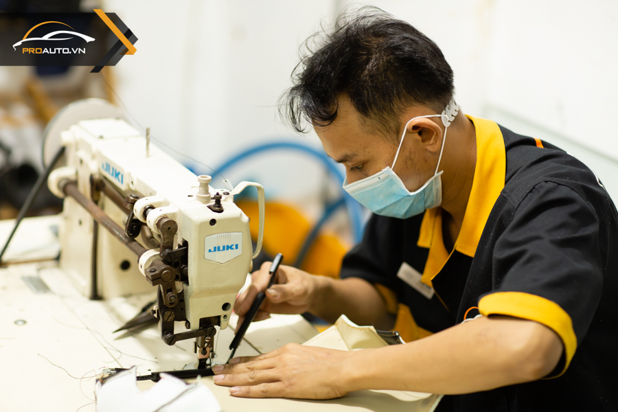 Nhân viên kĩ thuật tay nghề cao 