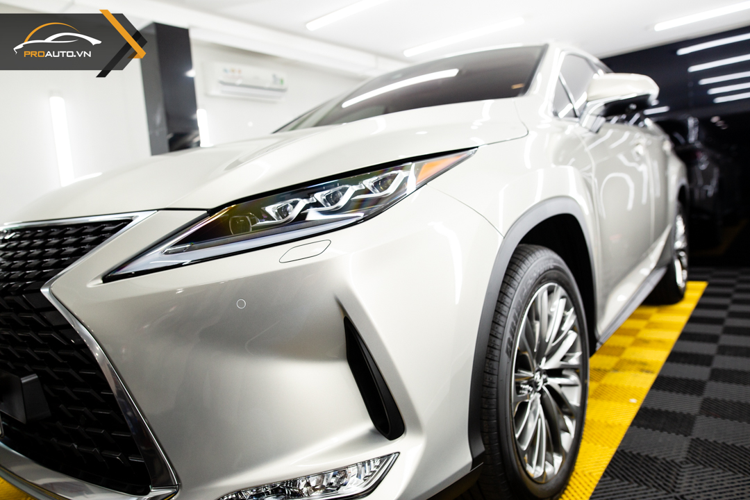 Chống tia UV và các tác nhân ăn mòn