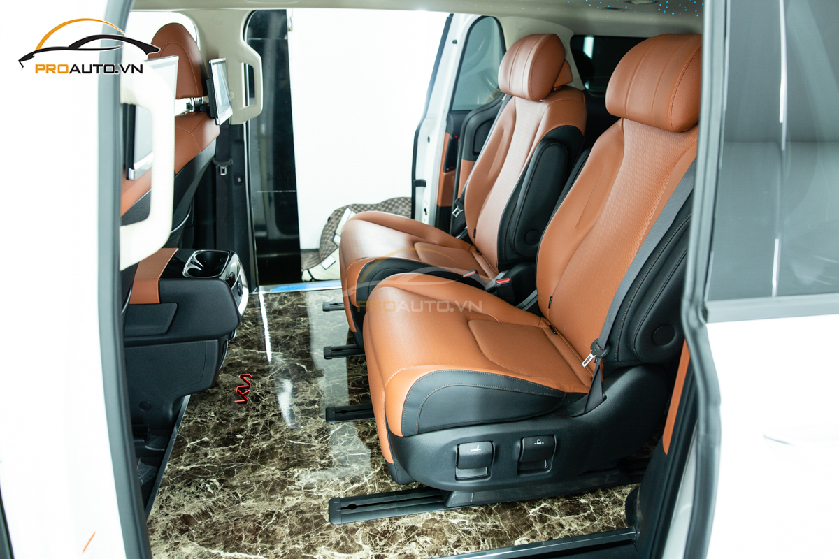 Độ ghế Limousine trên nền ghế Zin 