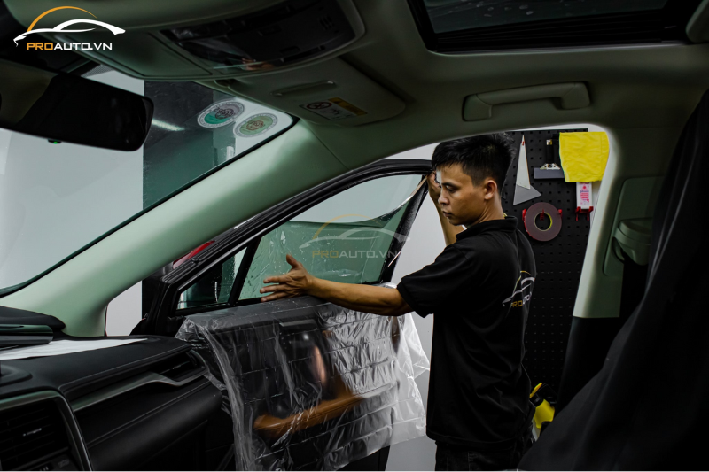 Phim cách nhiệt an toàn cho tầm nhìn