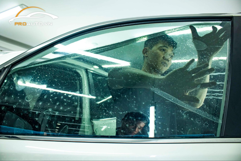 Tại sao phải dán phim cách nhiệt tại huyện Nhà Bè?