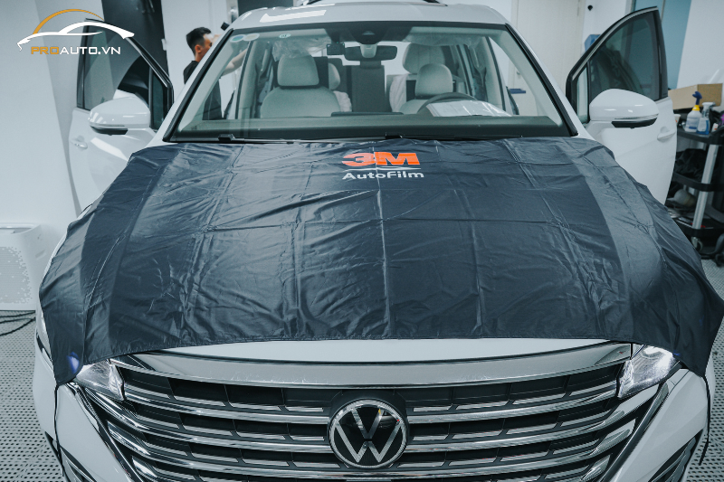 Thương hiệu 3M dán phim cách nhiệt kính lái giảm nhiệt lượng