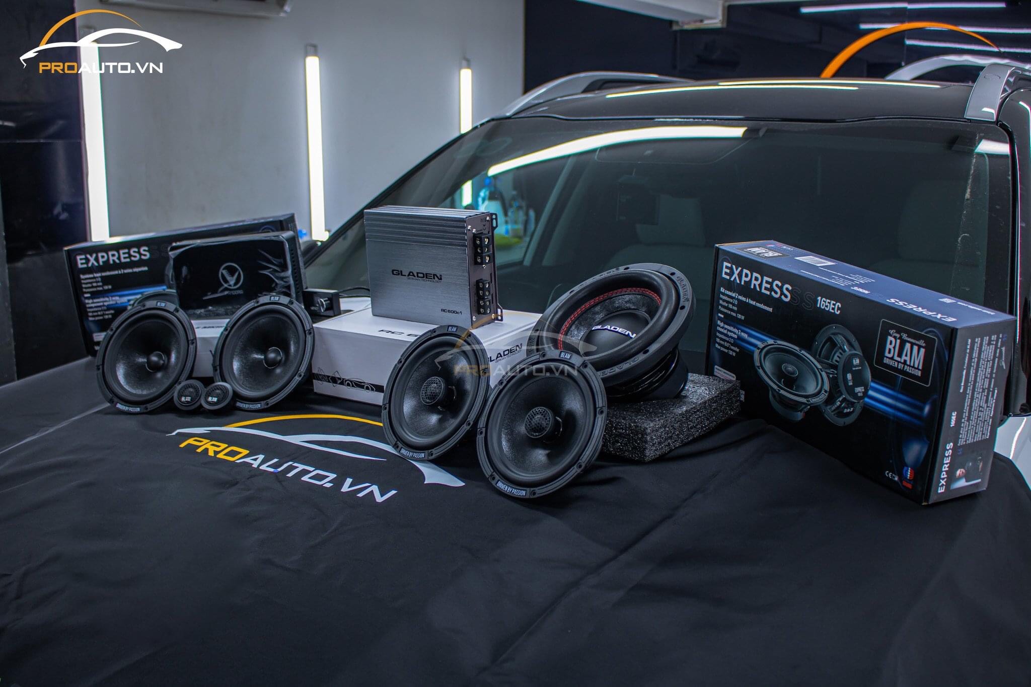 Gói độ âm thanh xe hơi Kia Carnival cấu hình 1
