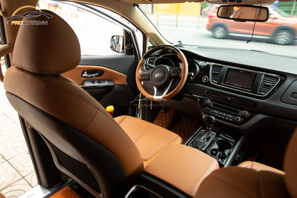 bọc ghế da cho xe ô tô