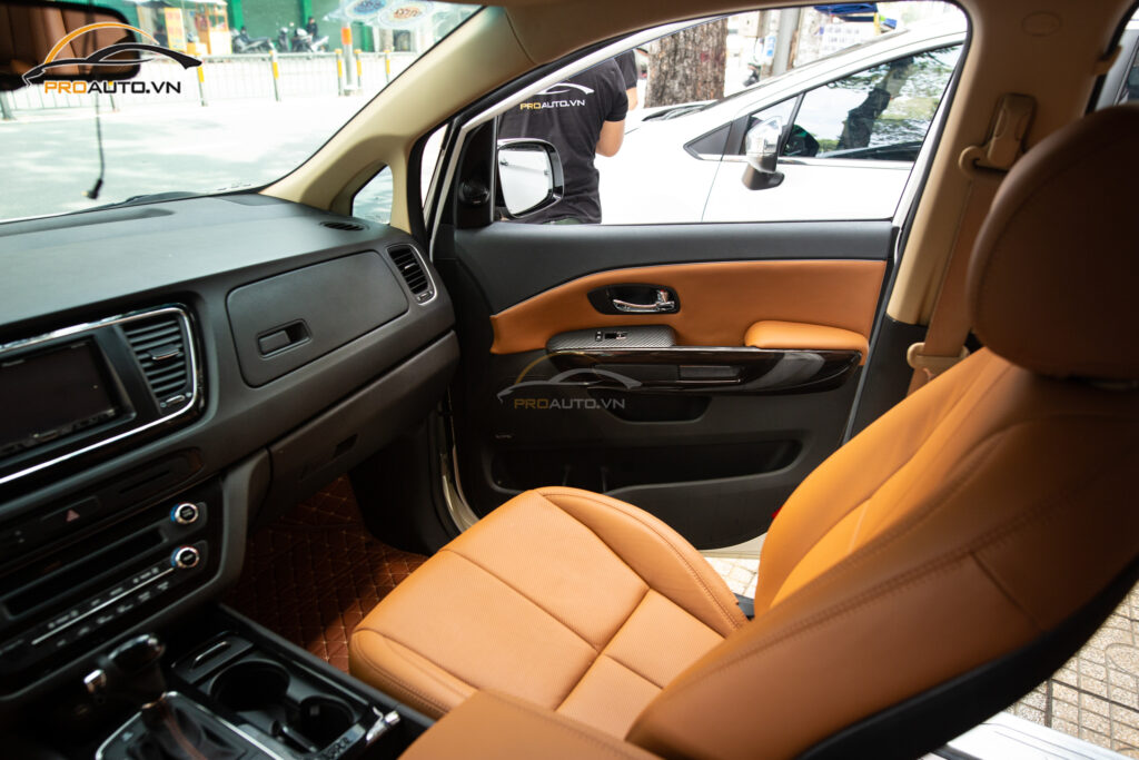 bọc ghế da cho xe ô tô