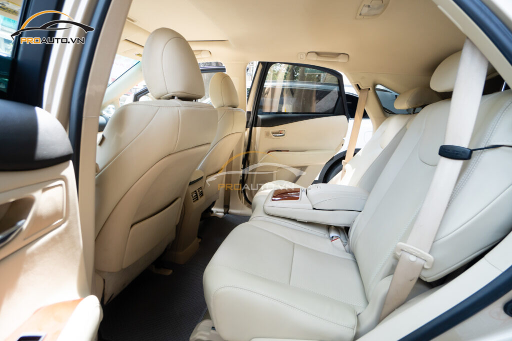 Các mẫu bọc ghế da xe ô tô