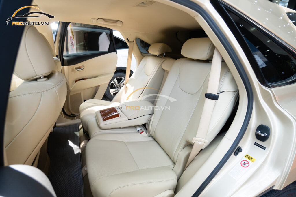 Các mẫu bọc ghế da xe ô tô