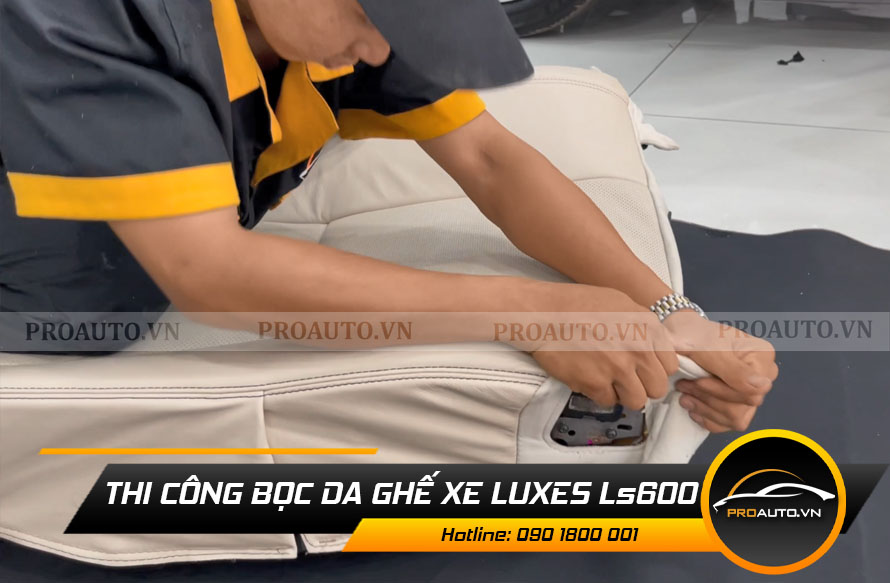 Các mẫu bọc ghế da xe ô tô