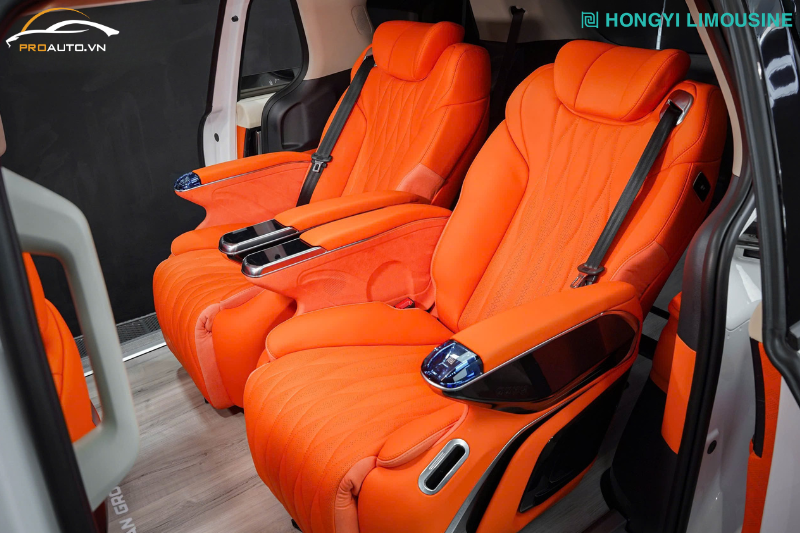 Độ Limousine mẫu ghế Hongyi CRYSTAL 2.0 Plus