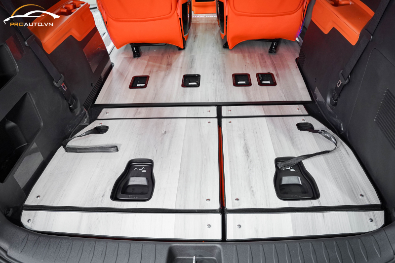 Đổi màu nội thất ô tô tại TPHCM với đổi màu sàn xe