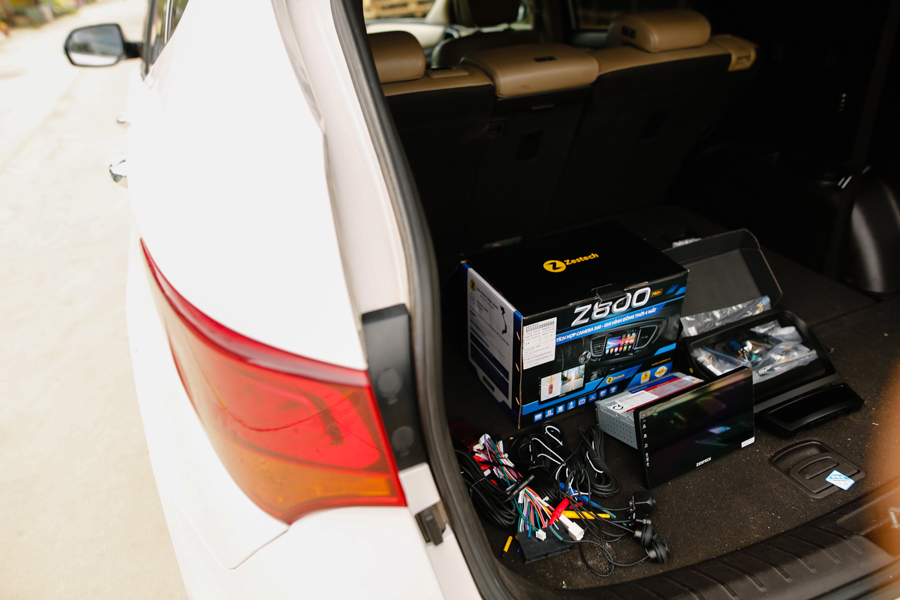 Giao diện thông minh, thiết kế sang trọng của màn hình Android Zestech