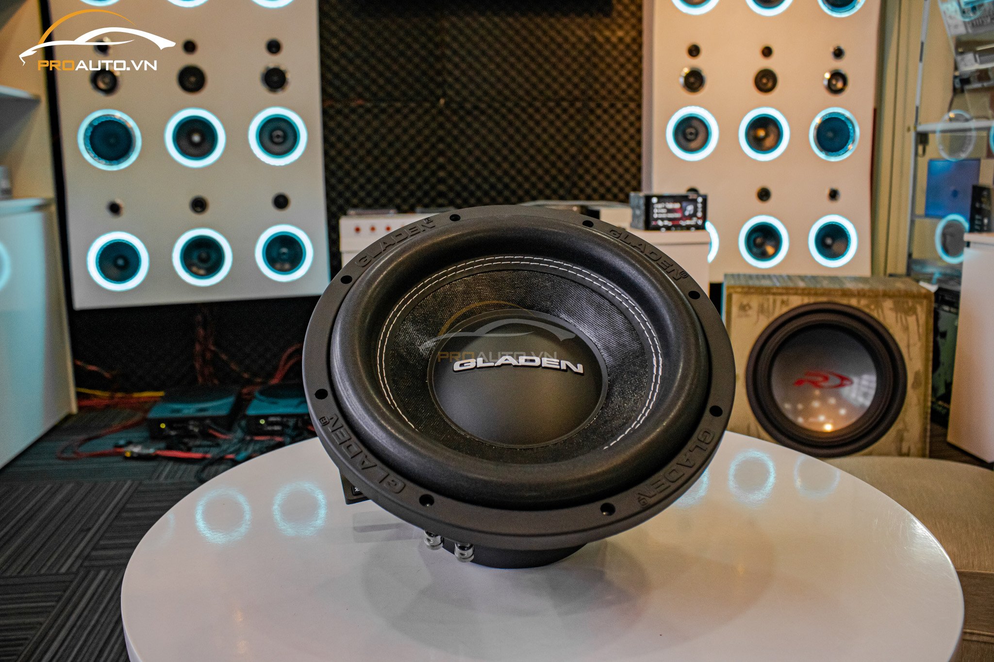 Sub hơi thương hiệu Gladen