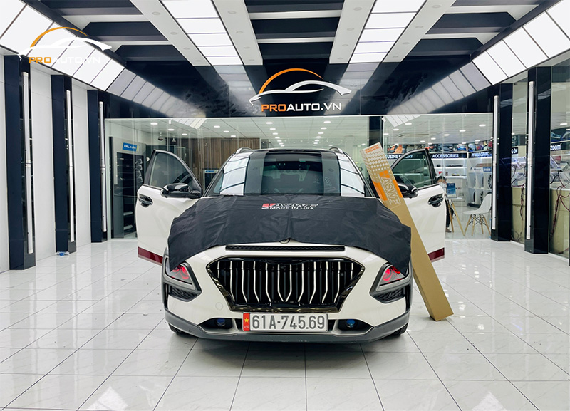    Dán phim cách nhiệt xe 7 chỗ