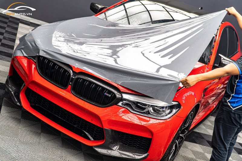 Dán wrap đổi màu ô tô TPHCM với sản phẩm chính hãng