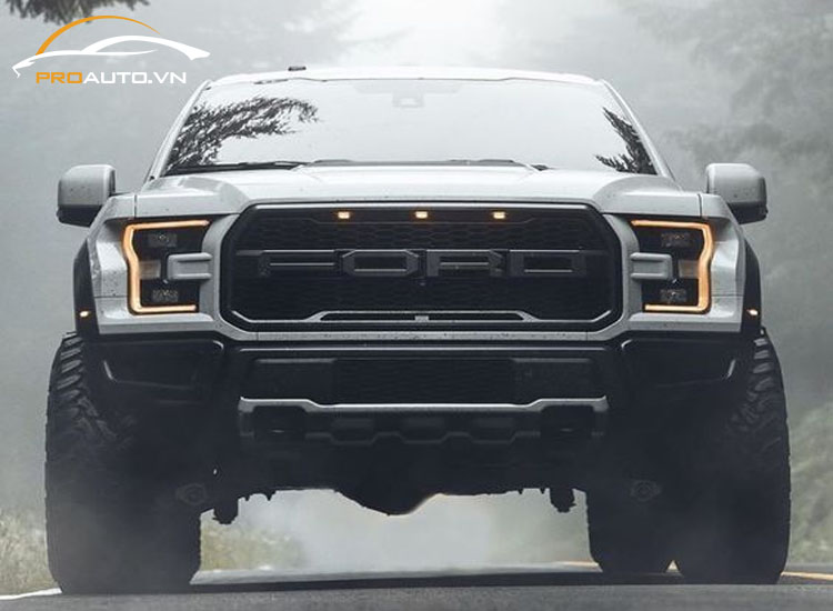 Độ mặt Ca lăng xe bán tải