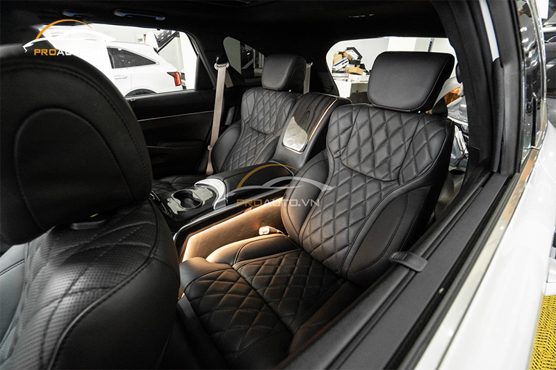 Độ đèn LED nội thất ô tô