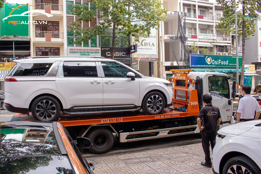 Proauto.vn_ Nhận độ ghế Limousine Kia Carnival Hà Nội