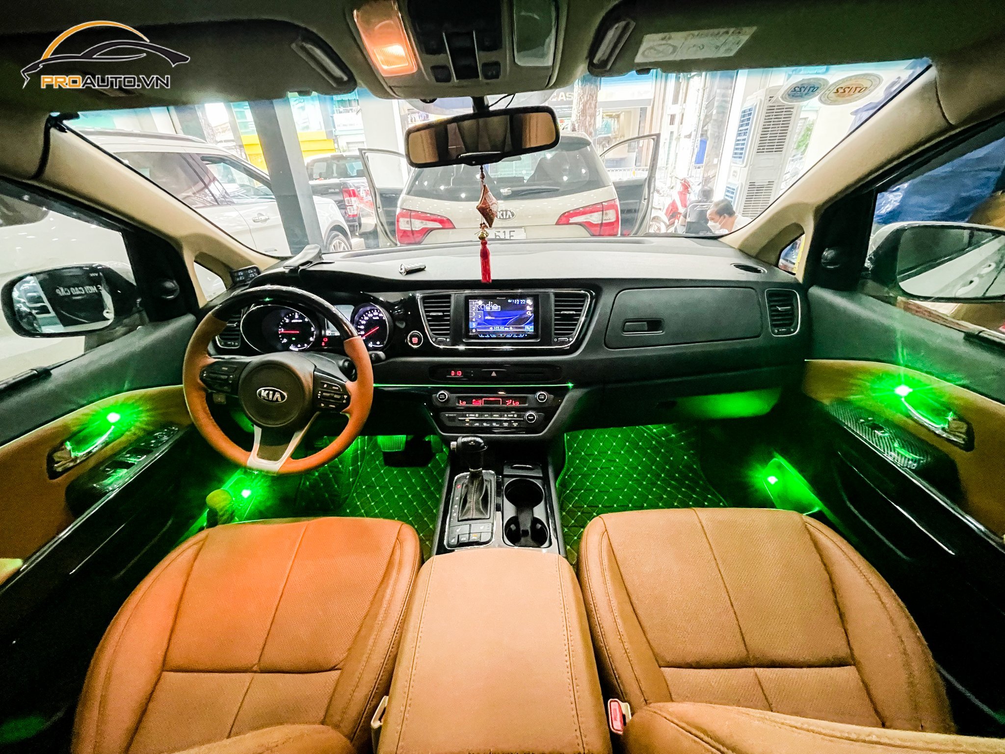 Độ đèn Led nội thất ô tô