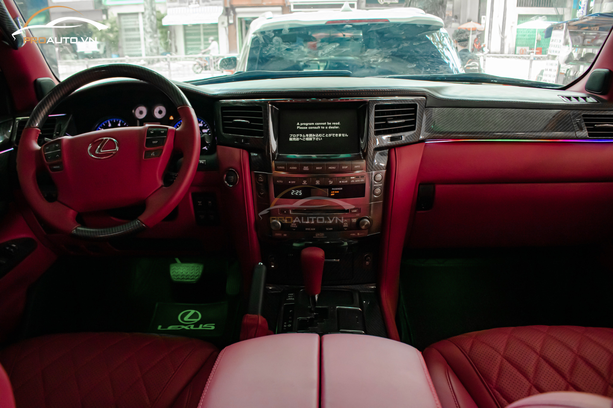 Bọc da con ngựa xe Lexus LX570