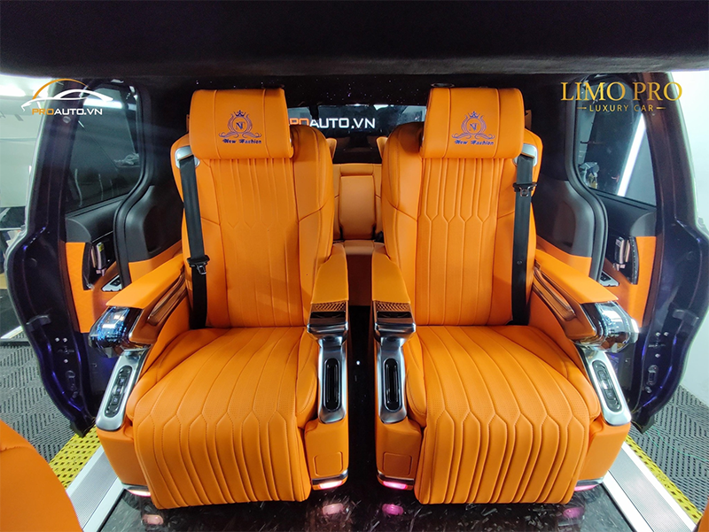 Kia Carnival độ nội thất Limousine mẫu ghế nhập khẩu