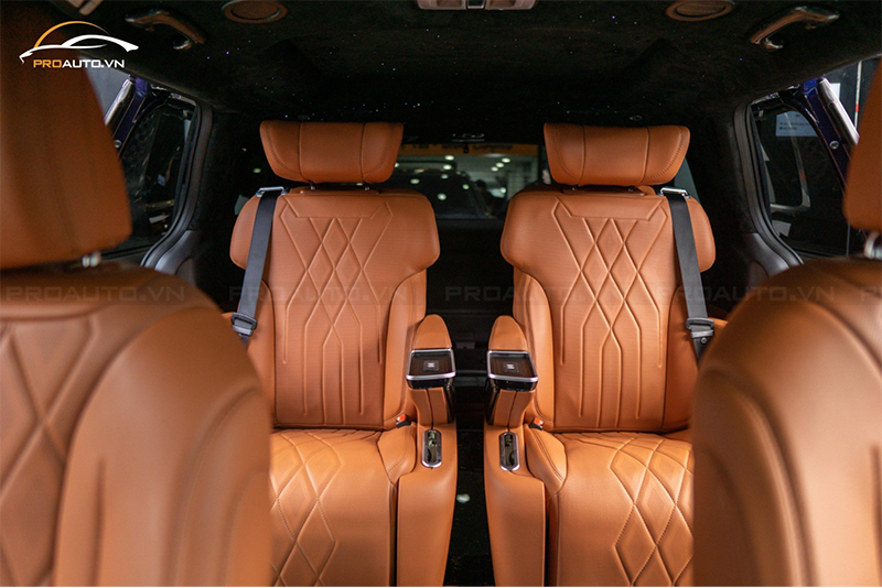 Kia Carnival Limousine độ form ghế tài và ghế  phụ sang trọng