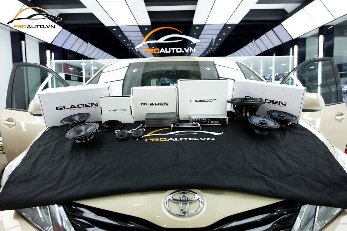 Các thiết bị âm thanh, loa ô tô dùng để nâng cấp hệ thống âm thanh trên xe 