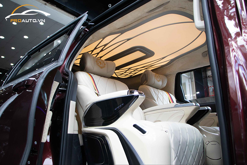 Độ trần xe KIA Carnival Hongyi