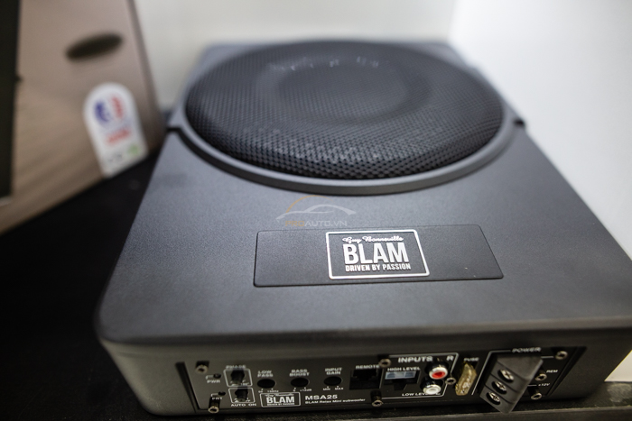 Loa Sub gầm ghế thương hiệu Blam